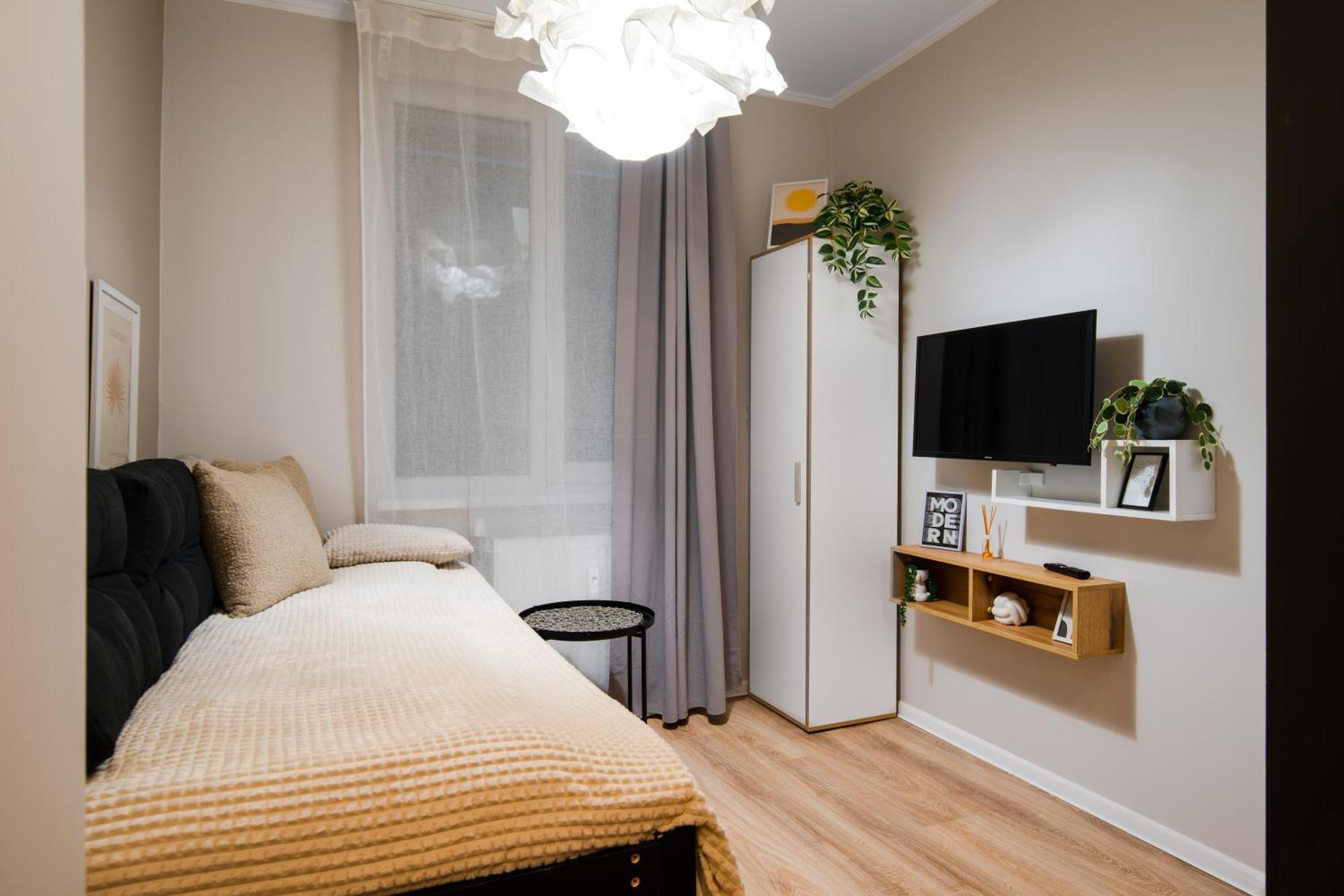 Tom Thumb & Thumbelina ~ 2 Private Rooms In Sofia Center Exterior foto